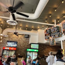 Dj's Bagel Cafe - Inside