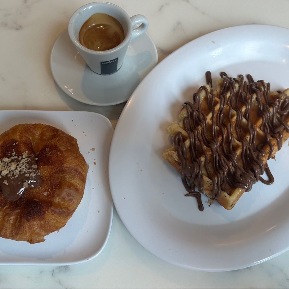 Nutella Cafe - Desserts Near Me - Chicago, Illinois Nutella Cafe - Desserts Near Me - Chicago, Illinois
