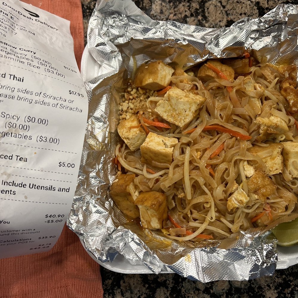 Order fell short. They Left out vegetables that we paid for Order fell short. They Left out vegetables that we paid for