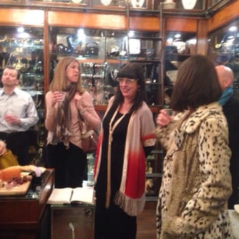 Icon Style - Shop owner Lara - Jewelry Near Me - New York, New York