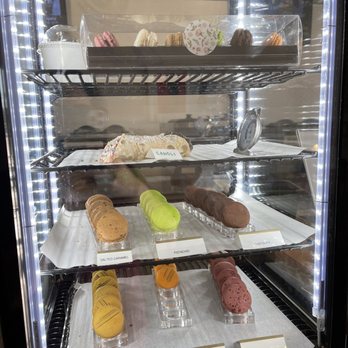 Pineapple Park - Ice Cream & Frozen Yogurt Near Me - Las Vegas, Nevada Pineapple Park - Ice Cream & Frozen Yogurt Near Me - Las Vegas, Nevada