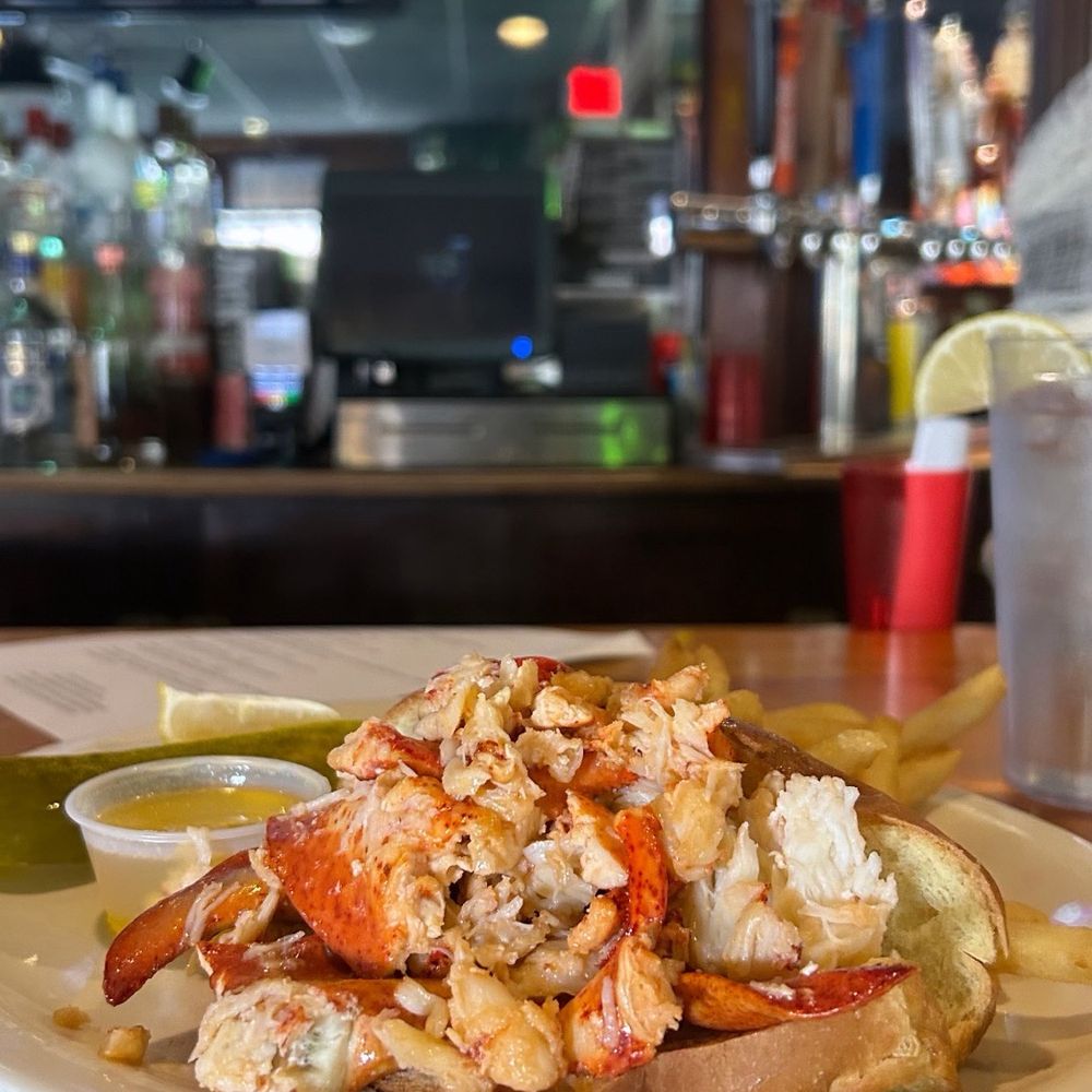 Crabby Al's - Seafood Near Me - Thomaston, Connecticut