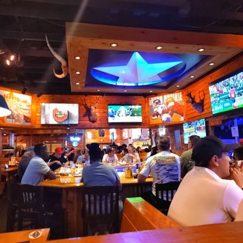 Texas Roadhouse - Bar Area - Barbeque Near Me - Grand Prairie, Texas Texas Roadhouse - Bar Area - Barbeque Near Me - Grand Prairie, Texas