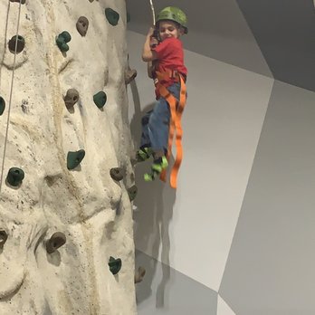 JumpinJax Kids Indoor Playground - Preschools Near Me - Paramus, New Jersey