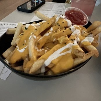 Offshore Rooftop - New American Near Me - Chicago, Illinois