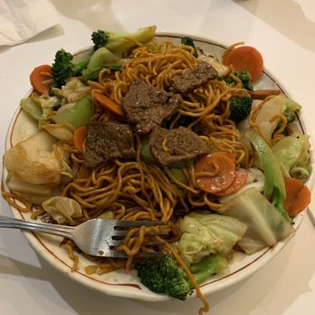 Loving Hut - Glendale - BBQ Beef Chow Mein - Vegan Near Me - Glendale, Arizona Loving Hut - Glendale - BBQ Beef Chow Mein - Vegan Near Me - Glendale, Arizona