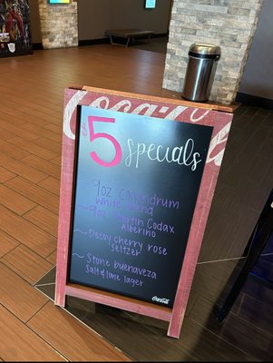 Moviehouse & Eatery by Cinépolis McKinney by null