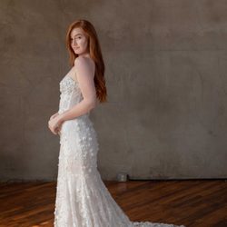 Adorn Louisville Bridal Shop - Look Gorgeous