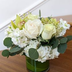 Palisades Flowers - Beautiful flowers that came from Palisades Flowers we received after my father's passing.