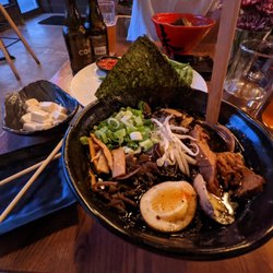Ichimi - Gables - Black Dragon ramen with beef and shitake mushroom