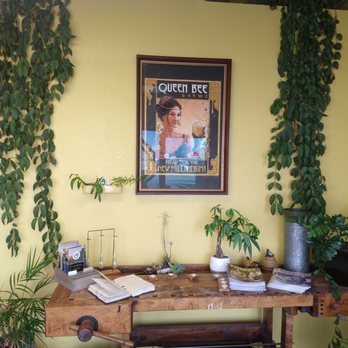 Queen Bee Brews - Wineries Near Me - Denver, Colorado
