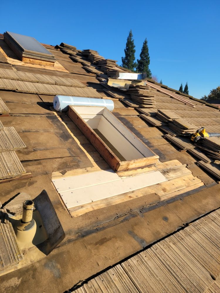 Slide of Rouse Roofing