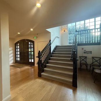 Seal Cove Inn - Inside - Hotels Near Me - Moss Beach, California Seal Cove Inn - Inside - Hotels Near Me - Moss Beach, California