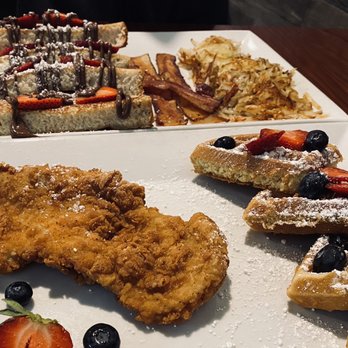London Cafe - Classic French Toast with bacon and hashbrowns (top) Chicken and Waffles (bottom) - Breakfast & Brunch Near Me - Houston, Texas London Cafe - Classic French Toast with bacon and hashbrowns (top) Chicken and Waffles (bottom) - Breakfast & Brunch Near Me - Houston, Texas