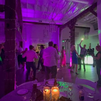 Mobile DJ Services - DJs Near Me - Danville, Indiana Mobile DJ Services - DJs Near Me - Danville, Indiana