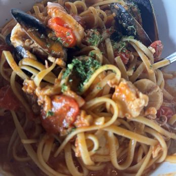 GIO Modern Italian Restaurant - Chesterfield - Linguine Tutto Mare - Italian Near Me - Chesterfield, Missouri GIO Modern Italian Restaurant - Chesterfield - Linguine Tutto Mare - Italian Near Me - Chesterfield, Missouri