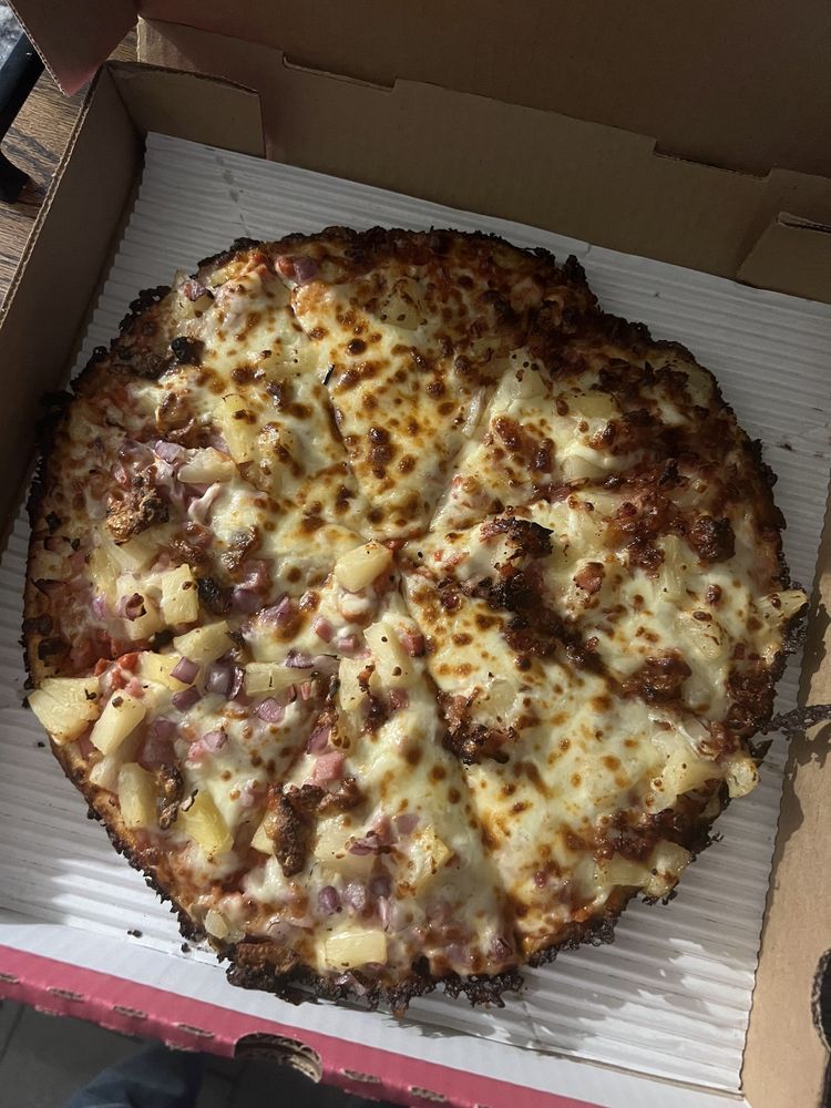 PIZZA CAT 30915 Ann Arbor Trl, Westland, Michigan Pizza