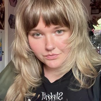 COMB Studio Salon - this is the hair cut i got and i absolutely love it!!! - Hair Salons Near Me - Camarillo, California COMB Studio Salon - this is the hair cut i got and i absolutely love it!!! - Hair Salons Near Me - Camarillo, California