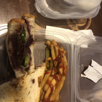 Hudson Grille - Not what I ordered at All!!! - Sports Bars Near Me - Sandy Springs, Georgia