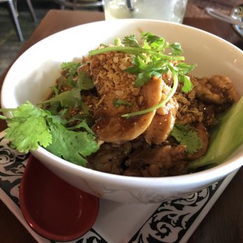 Same Same Thai - Garlic and pepper chicken - Wine Bars Near Me - Los Angeles, California