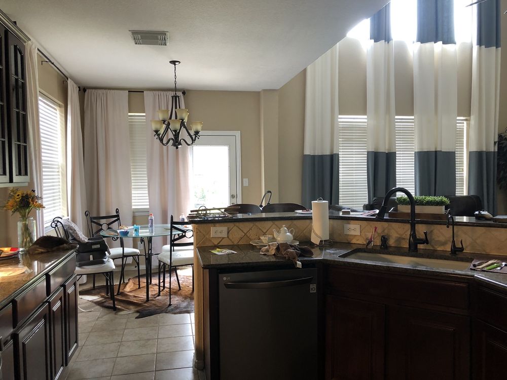 LEAGUE CITY CLEANERS Updated July 2024 34 Photos & 38 Reviews 100