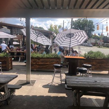 Al's Burger Shack - Burgers Near Me - Chapel Hill, North Carolina