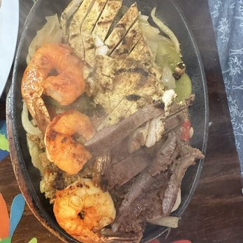 El Guatal - Mexican Near Me - St. Peters, Missouri