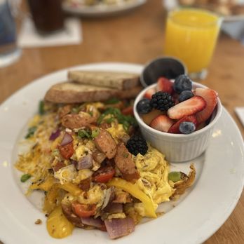 Bloom - Chicken Andouille Sausage Scramble - American Near Me - Santa Clara, California Bloom - Chicken Andouille Sausage Scramble - American Near Me - Santa Clara, California