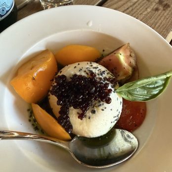 Vin 909 - Burrata - New American Near Me - Annapolis, Maryland