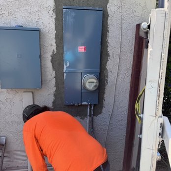 101 Electric - Installing Junction - Electricians Near Me - Westlake Village, California 101 Electric - Installing Junction - Electricians Near Me - Westlake Village, California