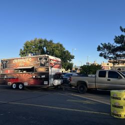 Chamaco's Gourmet - Chamacos tacos