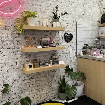 Serotonin Smoothies - Juice Bars & Smoothies Near Me - New York, New York