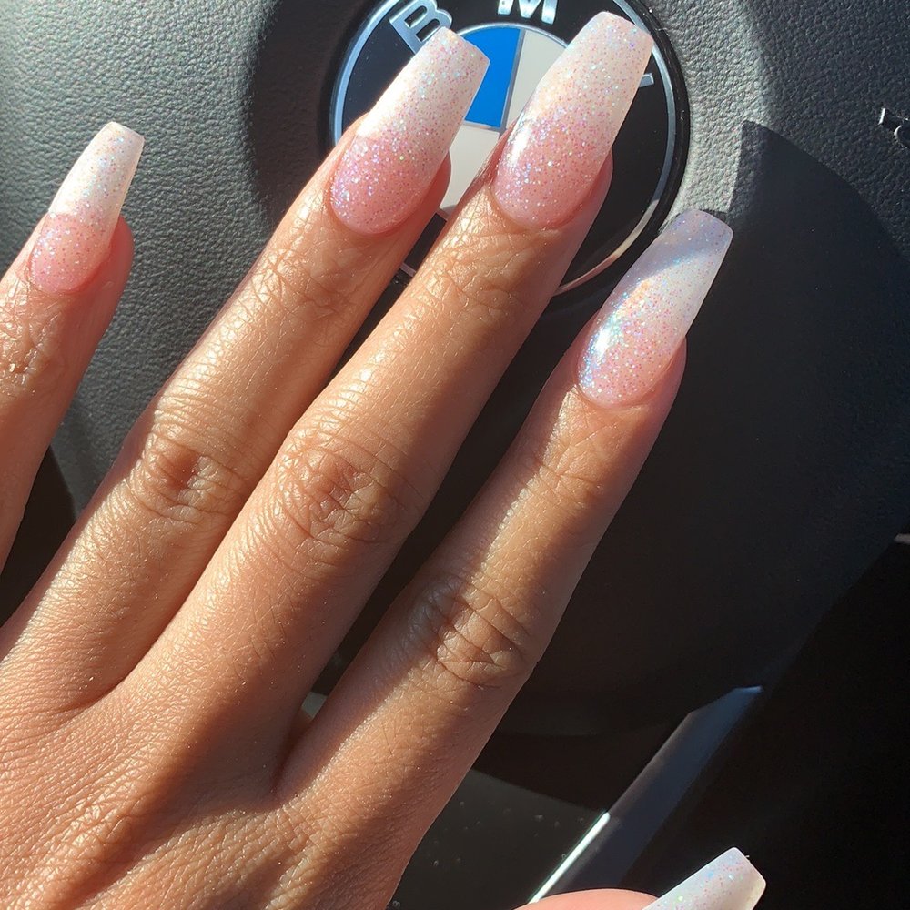 7 Star Nails - Never lifts, lasts me 6-8 weeks, I usually have to force them off for a new set. Love every set - Nail Salons Near Me - Spring, Texas