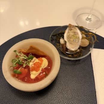 Pearl Street Restaurant - Oyster and shrimp cocktail - New American Near Me - Brooklyn, New York