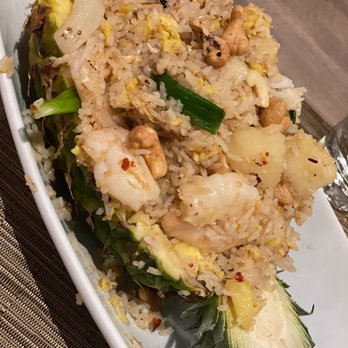 Bamboo Penny's - Pineapple Fried Rice in a PINEAPPLE! - Thai Near Me - Leawood, Kansas