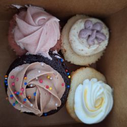 Ku'umeli Bakery - Box of minis (after travel) - all very moist