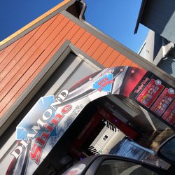 Diamond Shine Car Wash - Front entrance