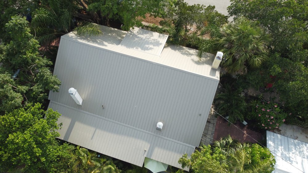 Slide of D&J Roofing and Construction