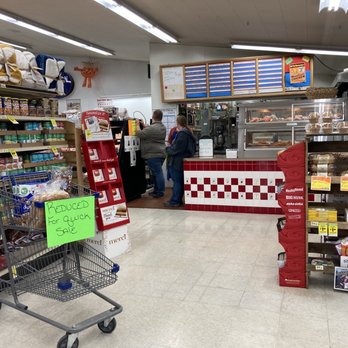 Vandyke's Super Market - a grocery store - Grocery Near Me - Roundup, Montana Vandyke's Super Market - a grocery store - Grocery Near Me - Roundup, Montana