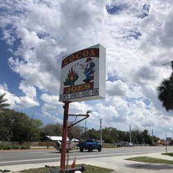 Cocoa Joes Food & Spirits