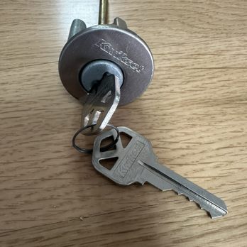 Semi Tractor Trailer Locksmith - Quickset cylinder replacement - Keys & Locksmiths Near Me