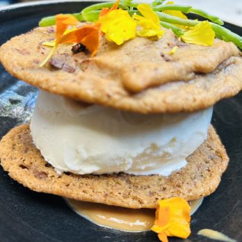 Mirate - Cookies and Milk* - Mexican Near Me - Los Angeles, California
