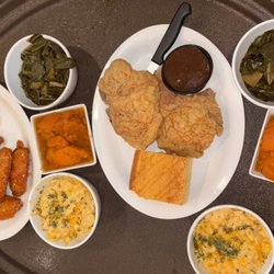 Momma’s Soul Fish & Chicken  - Momma's Famous wing Soulfood meal & pork Meal with side