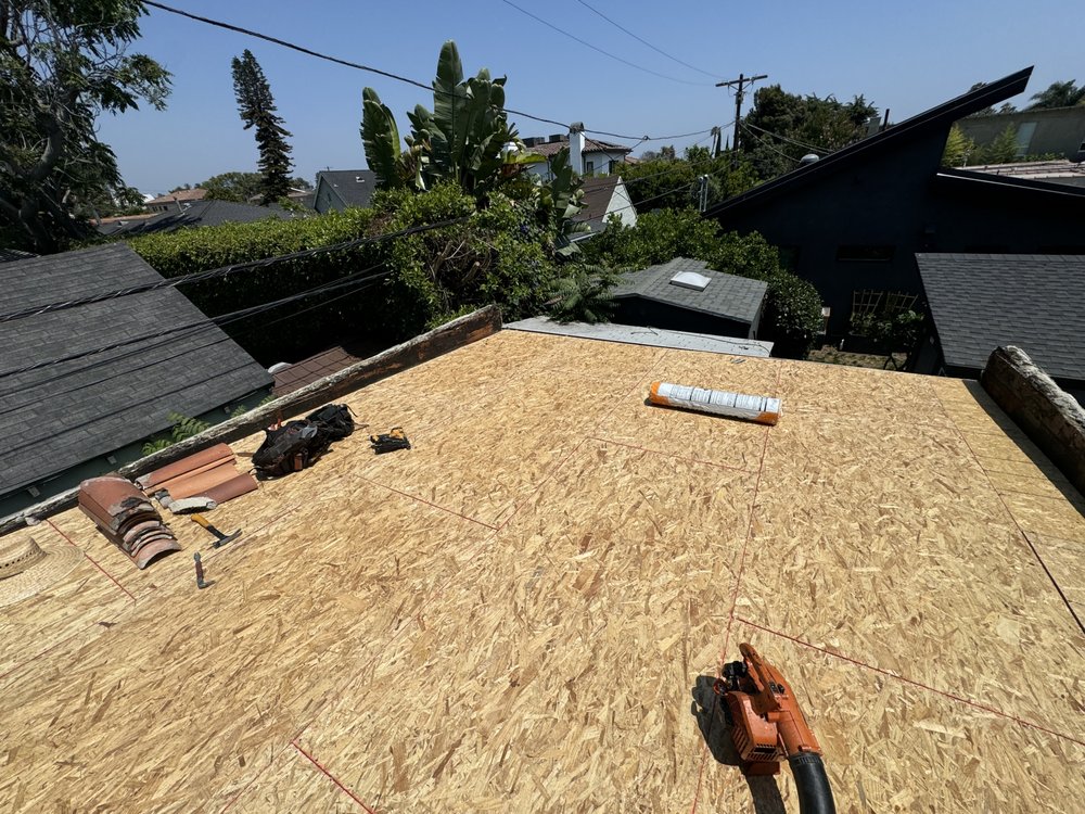 Slide of Ardon Roofing