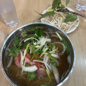 Anh Dao - Pho with rare beef - Vietnamese Near Me - Toronto, Ontario