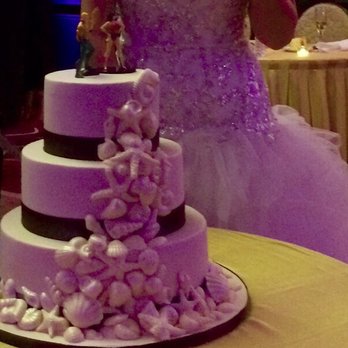 CMNY Cakes - Beautiful cake, dark chocolate cake with raspberry butter cream inside. Reasonable price!!! Thank you Mona! - Bakeries Near Me - New York, New York