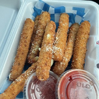 DiOrio's Pizza & Pub - Mozzarella Sticks (10 pc) - Pizza Near Me - Louisville, Kentucky