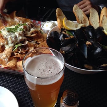 YellowBelly Brewery - Pulled rib nachos, Thai muscles - Brewpubs Near Me - St John's, Newfoundland and Labrador YellowBelly Brewery - Pulled rib nachos, Thai muscles - Brewpubs Near Me - St John's, Newfoundland and Labrador