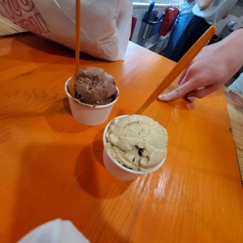 Orange Octopus - Ooey Gooey Brownie and Pistachio. - Ice Cream & Frozen Yogurt Near Me - Sarasota, Florida Orange Octopus - Ooey Gooey Brownie and Pistachio. - Ice Cream & Frozen Yogurt Near Me - Sarasota, Florida