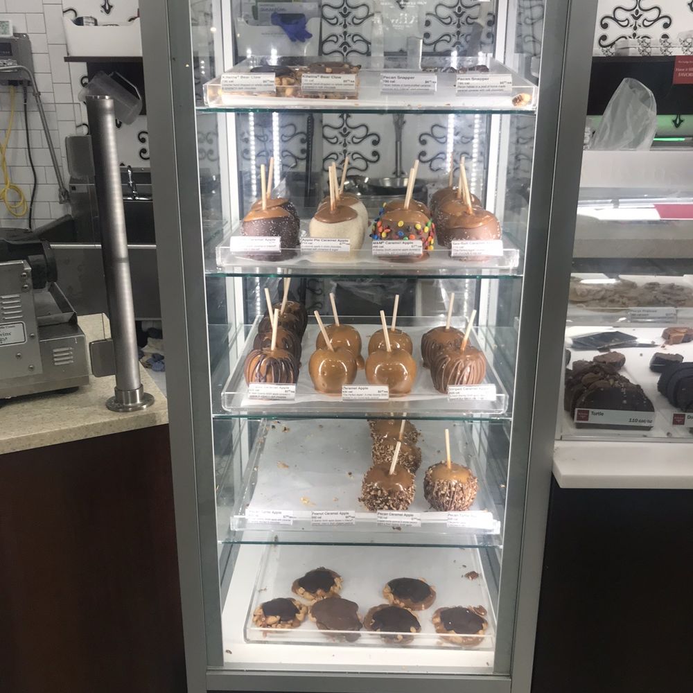 Kilwins Ice Cream - Chocolate - Fudge - Ice Cream & Frozen Yogurt Near Me - Alpharetta, Georgia